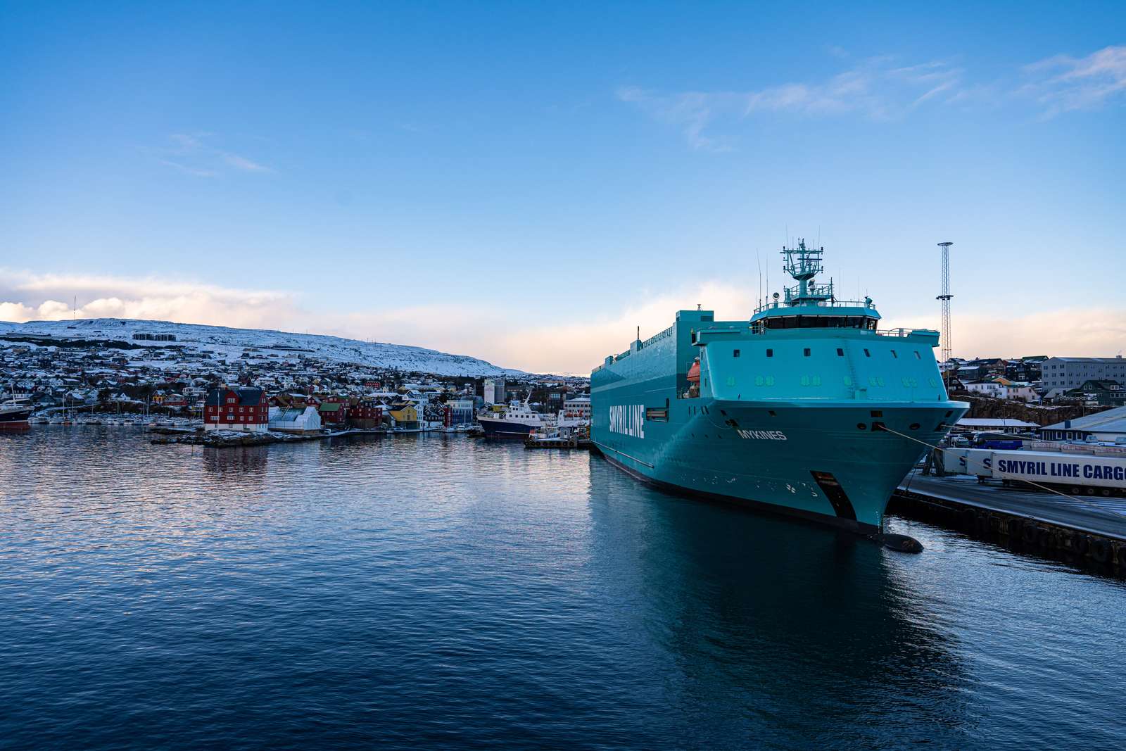 Smyril Line byggir tvey nútímans og umhvørvisvinarlig farmaskip